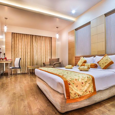 Ramoji Film City- Sitara Luxury Hotel Pedda Ambarpet Exteriör bild