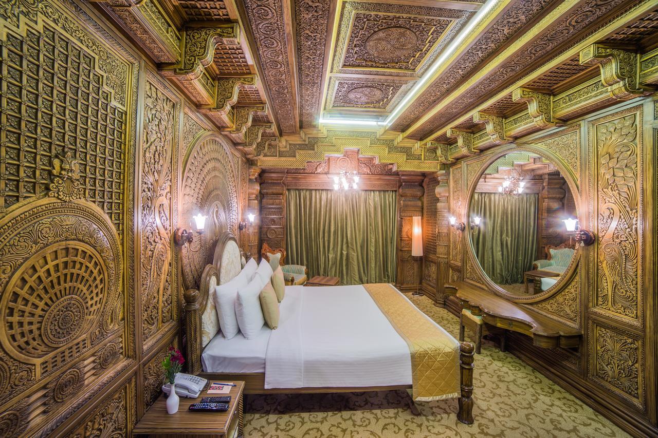 Ramoji Film City- Sitara Luxury Hotel Pedda Ambarpet Exteriör bild
