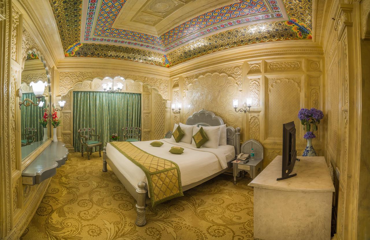 Ramoji Film City- Sitara Luxury Hotel Pedda Ambarpet Exteriör bild