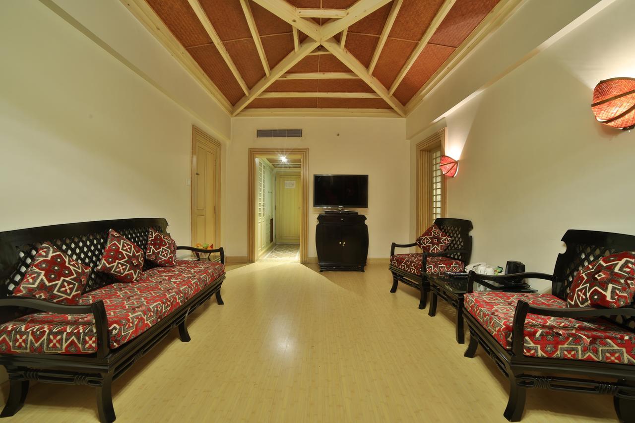 Ramoji Film City- Sitara Luxury Hotel Pedda Ambarpet Exteriör bild