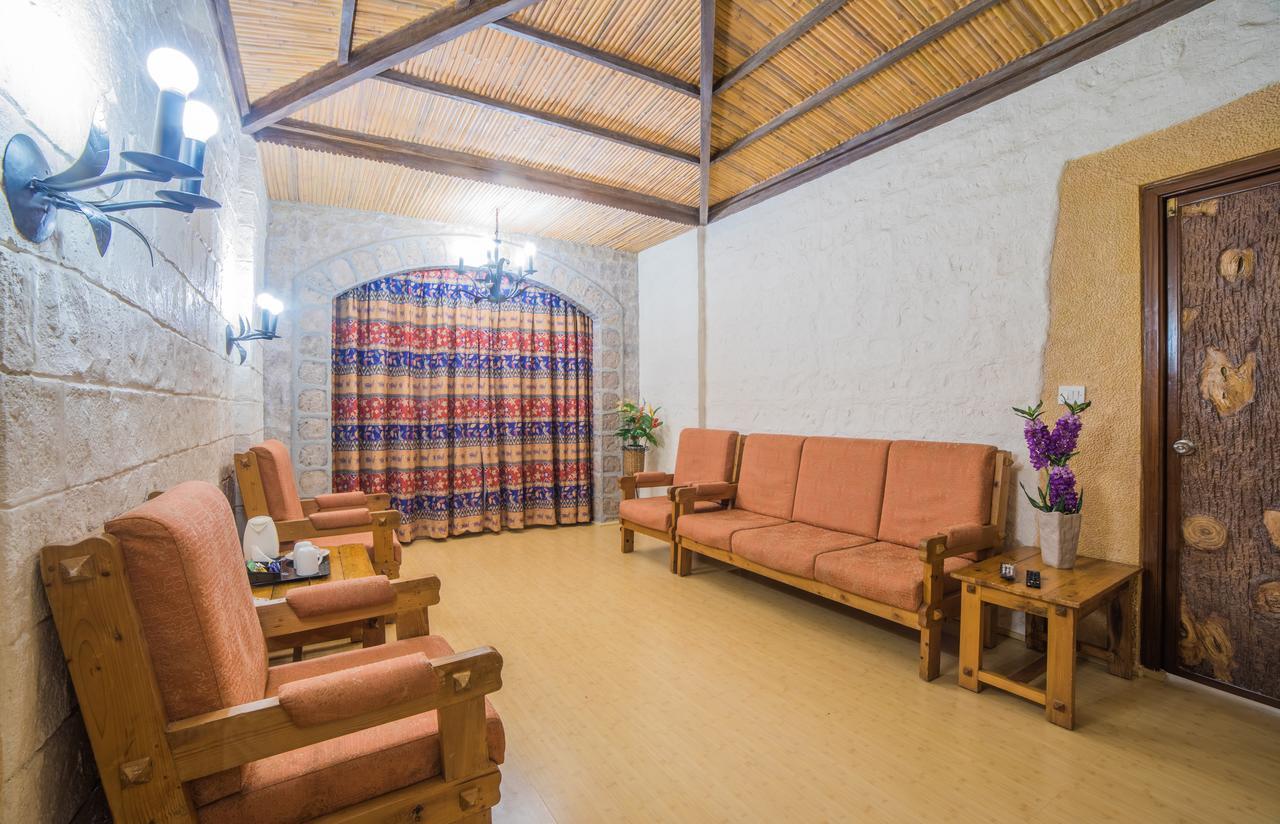 Ramoji Film City- Sitara Luxury Hotel Pedda Ambarpet Exteriör bild