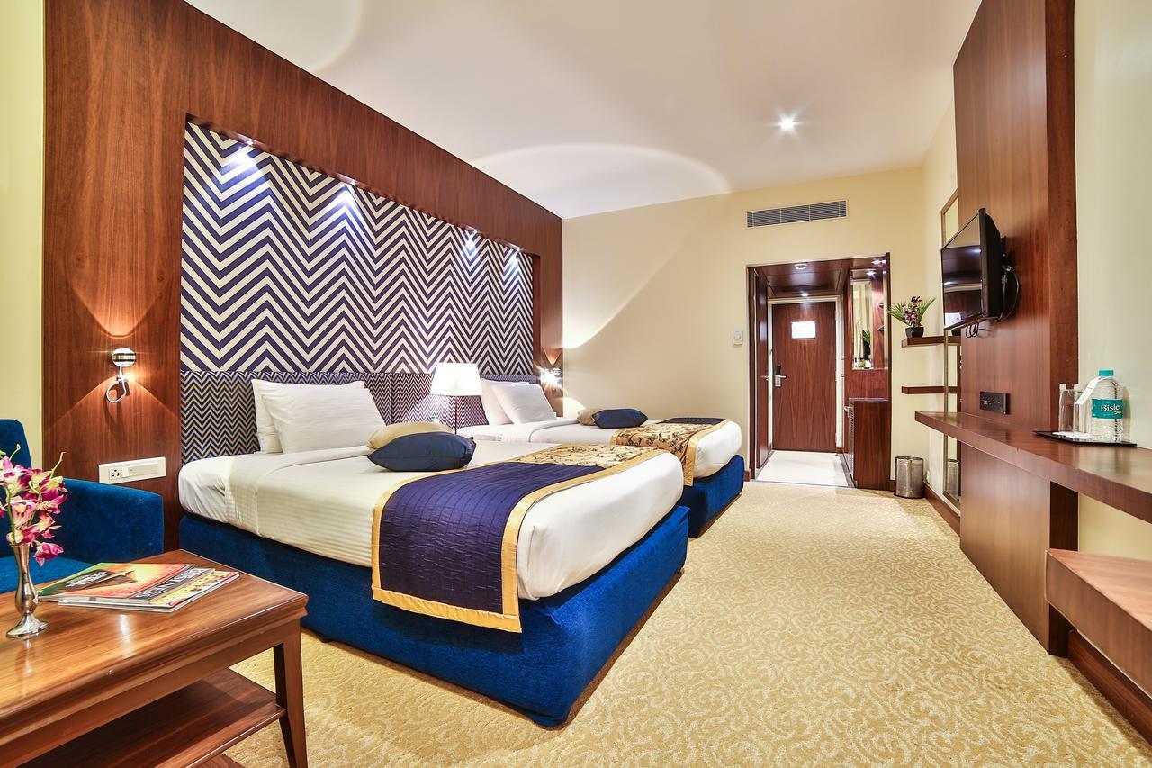 Ramoji Film City- Sitara Luxury Hotel Pedda Ambarpet Exteriör bild